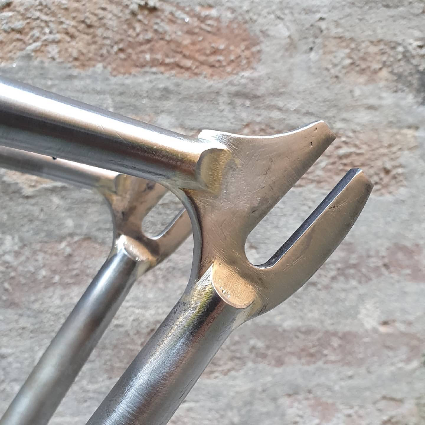 Dettaglio testa forcella fixed